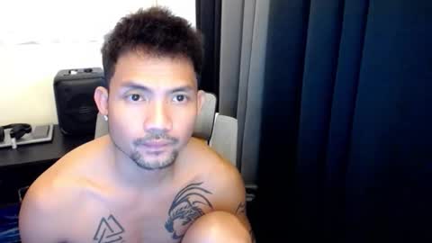 Snapshot of thefriskyasian chatting on September 16, 5:41 am Jaycee online show from September 16, 5:41 am