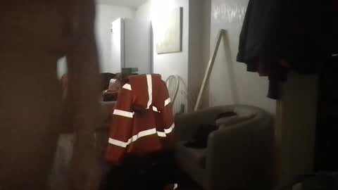 Snapshot of thefullmonty99 chatting on February 2, 9:13 pm thefullmonty99 online show from February 2, 9:13 pm