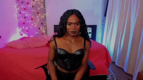 Snapshot of thegoldenbitch chatting on December 27, 3:09 am Goldie online show from December 27, 3:09 am