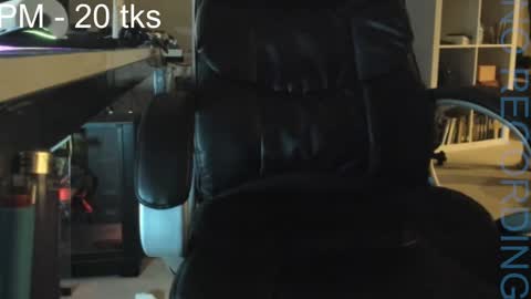 Snapshot of thegonzodr chatting on January 12, 9:08 am Gonzo online show from January 12, 9:08 am