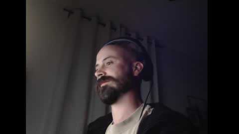 Goofy beard online show from June 5, 2:29 am