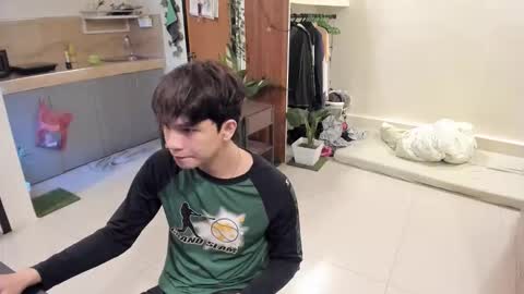 Green online show from November 6, 5:52 am