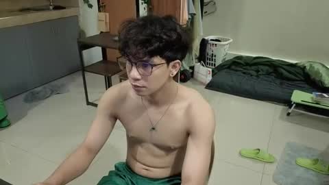 Green online show from April 17, 9:23 am