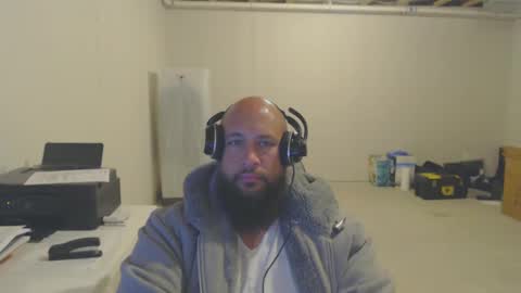 Snapshot of thehawaiian93 chatting on September 27, 8:30 am thehawaiian93 online show from September 27, 8:30 am