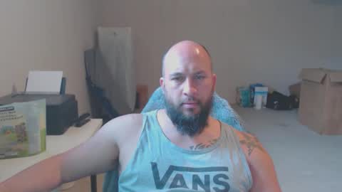 Snapshot of thehawaiian93 chatting on April 3, 8:40 pm thehawaiian93 online show from April 3, 8:40 pm