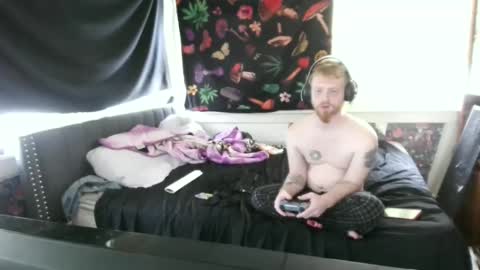 fuzzyfox online show from September 30, 6:46 pm