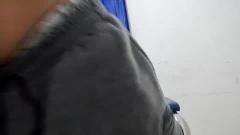 thehousedog online show from February 18, 11:28 am