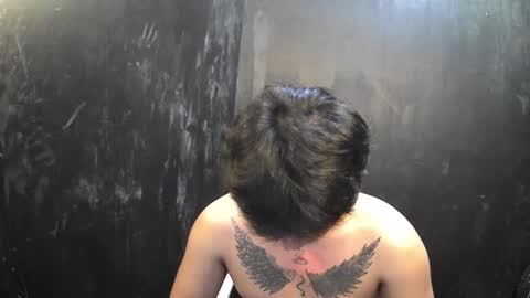 Snapshot of thehugecomeback chatting on February 11, 8:31 pm Xerxis online show from February 11, 8:31 pm