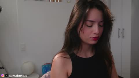 Iris online show from February 7, 10:24 pm