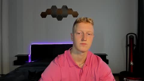 thejacob_d online show from November 11, 1:33 pm