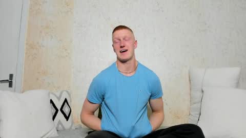 Snapshot of thejacob_d chatting on April 2, 4:48 pm thejacob_d online show from April 2, 4:48 pm