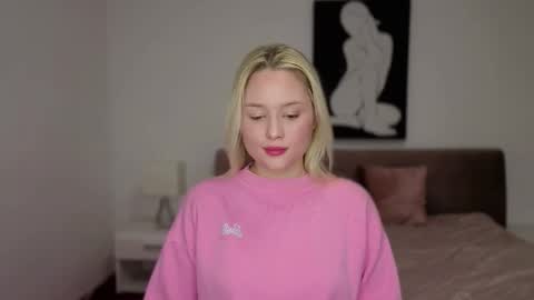 Kisaaleksandrova online show from February 15, 7:32 pm