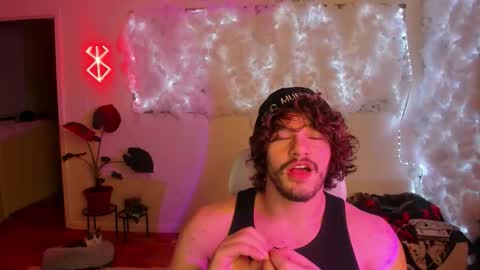 Snapshot of thejohnnystone chatting on March 10, 12:15 am Johnny Stone online show from March 10, 12:15 am