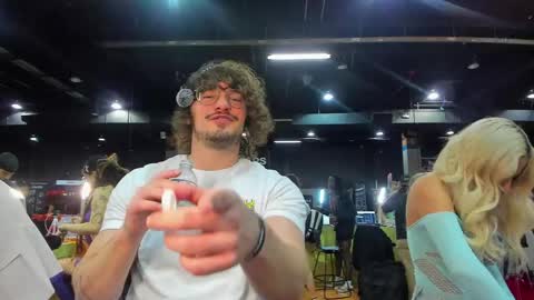 Snapshot of thejohnnystone chatting on April 10, 9:52 pm Johnny Stone online show from April 10, 9:52 pm