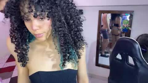 Snapshot of theking11220 chatting on February 14, 10:01 am theking11220 online show from February 14, 10:01 am