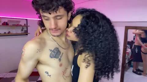 Snapshot of theking11220 chatting on February 19, 10:22 am theking11220 online show from February 19, 10:22 am