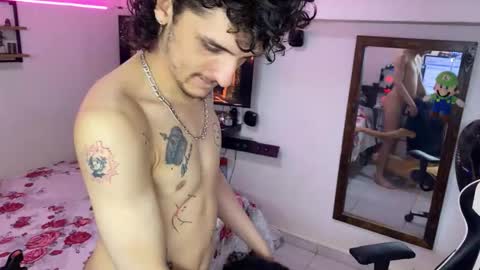 Snapshot of theking11220 chatting on February 20, 11:00 am theking11220 online show from February 20, 11:00 am