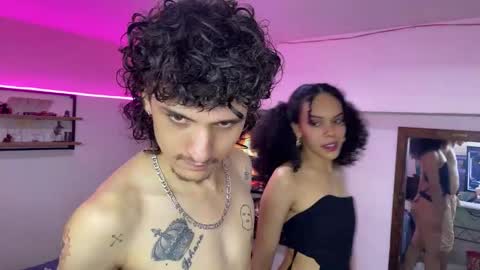 Snapshot of theking11220 chatting on March 1, 6:04 am theking11220 online show from March 1, 6:04 am