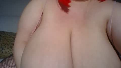 Snapshot of thekinkyangel chatting on February 2, 8:35 am Kinky Angel online show from February 2, 8:35 am