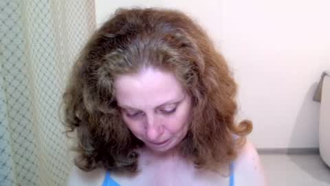 Ella online show from June 24, 6:18 pm