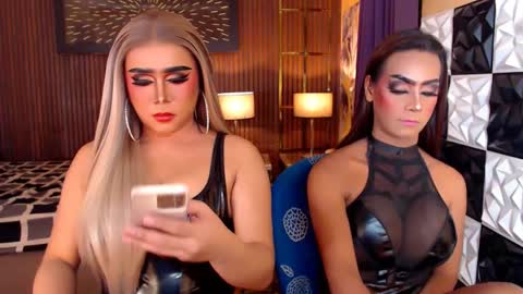Snapshot of thelastdestroyerxx chatting on April 18, 8:07 am Paula online show from April 18, 8:07 am