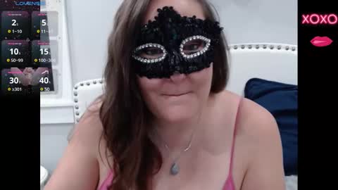 Lacey online show from January 4, 11:06 pm