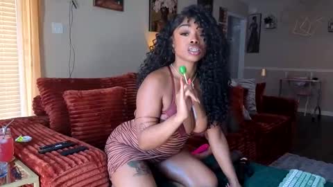 thelovelybrown online show from May 3, 4:35 pm