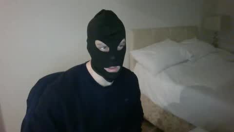 Snapshot of themanbehind1288 chatting on November 5, 5:57 pm themanbehind1288 online show from November 5, 5:57 pm