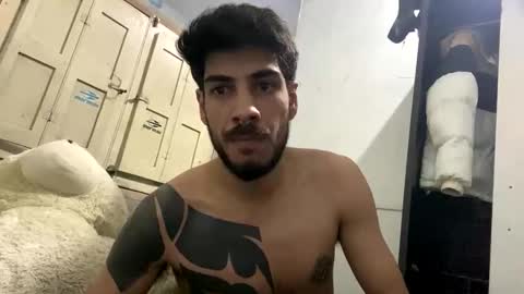 Snapshot of themarttinguyyy chatting on September 12, 9:26 pm themarttinguyyy online show from September 12, 9:26 pm