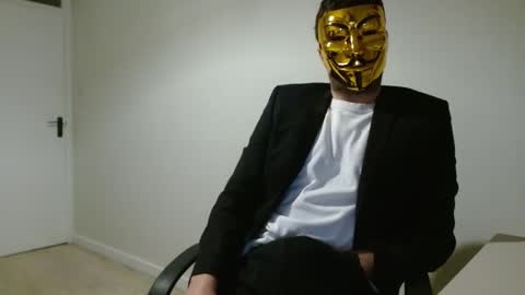 Snapshot of themaskedlondoner chatting on February 4, 7:20 pm The Masked Londoner online show from February 4, 7:20 pm