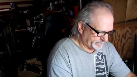 Snapshot of themasseure1 chatting on August 2, 10:35 am themasseure1 online show from August 2, 10:35 am