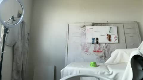 Lucy Lucy online show from November 4, 3:55 pm