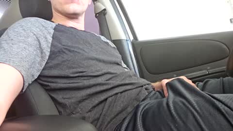 Snapshot of themattryan chatting on January 13, 10:35 pm Matt Ryan online show from January 13, 10:35 pm