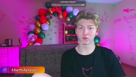 Sever online show from December 19, 6:23 pm