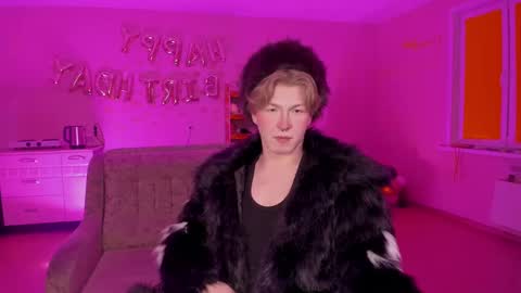 Sever online show from February 22, 8:31 pm