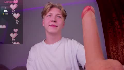 Sever online show from October 25, 1:07 pm