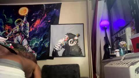 Snapshot of themoodywitch chatting on October 31, 10:16 am the moody witch online show from October 31, 10:16 am