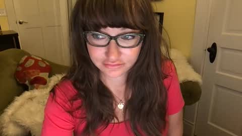 Cach Nelson online show from November 12, 7:42 am