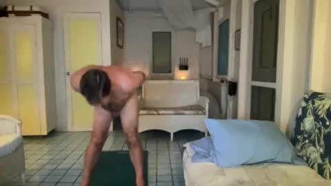 Snapshot of thenakedartist_ chatting on February 1, 10:13 pm Woody online show from February 1, 10:13 pm