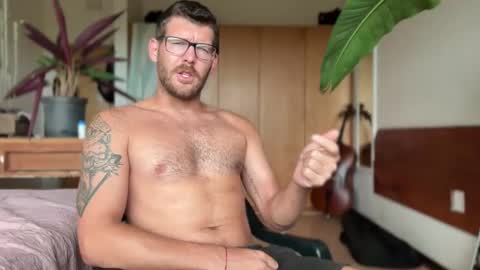 Snapshot of thenakedshaman chatting on January 17, 3:28 pm TheNakedShaman online show from January 17, 3:28 pm