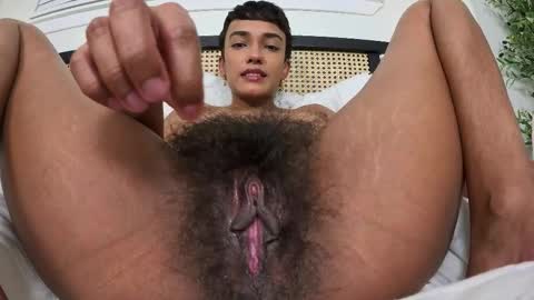 Snapshot of thenaturallovers chatting on February 12, 4:07 am naturallovers online show from February 12, 4:07 am