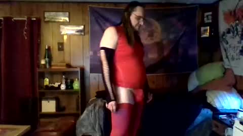 Snapshot of theneonraven chatting on December 4, 1:48 am The Neon Raven online show from December 4, 1:48 am