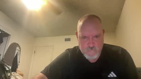 Snapshot of thenewganon chatting on May 19, 2:51 am thenewganon online show from May 19, 2:51 am