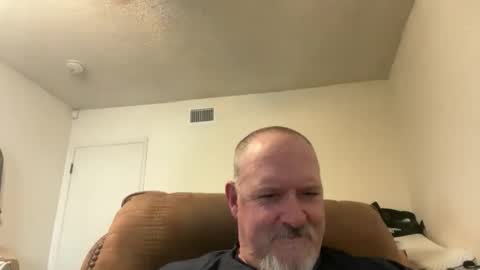Snapshot of thenewganon chatting on May 27, 10:40 pm thenewganon online show from May 27, 10:40 pm