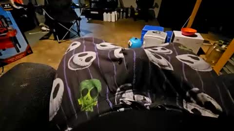 Snapshot of thenewone22901 chatting on December 24, 9:50 am thenewone22901 online show from December 24, 9:50 am