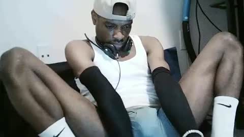 Snapshot of theoceanprodigy1 chatting on July 12, 7:54 am DEZZY online show from July 12, 7:54 am