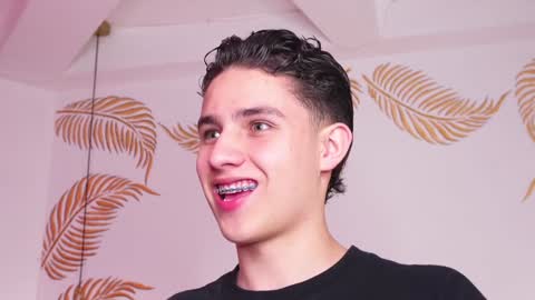 Snapshot of theohawke_ chatting on January 26, 11:39 am THEO- MATEO online show from January 26, 11:39 am