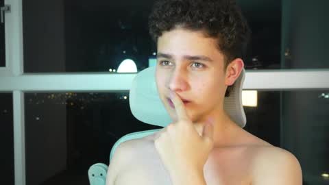  THEO- MATEO  online show from February 13, 2:34 am