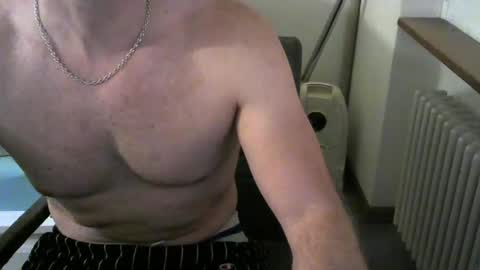 Snapshot of theoone7891 chatting on February 11, 5:50 pm theoone7891 online show from February 11, 5:50 pm