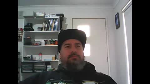 aussiebeard online show from November 17, 2:06 am